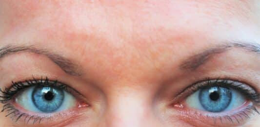 Influence et Séduction : Le Regard, Une Arme Méconnue