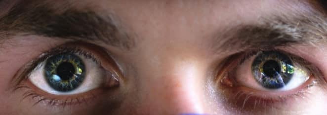 Comment convaincre avec son regard ?
